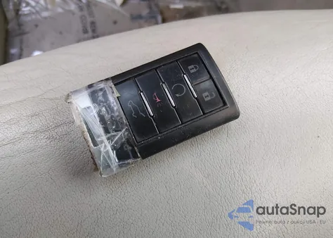 2010 Cadillac Srx Performance Collection z USA, uszkodzony, nr VIN 3GYFNEEY9AS559087